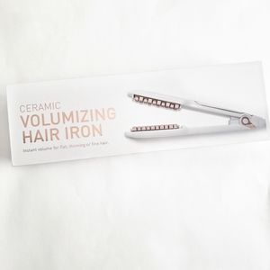 SLEEK'E HAIR
Ceramic Volumizing Hair Iron